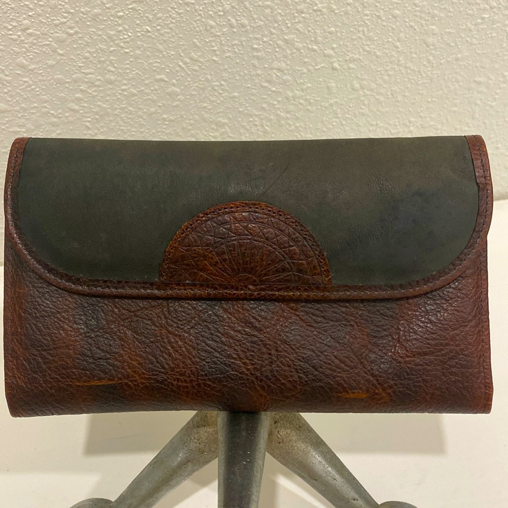 Vintage (NWOT) Cowhide Leather Wallet, Embossed Design by Amity made in USA
